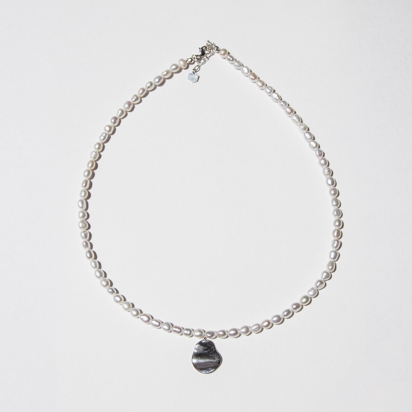 Oval Pearl Choker