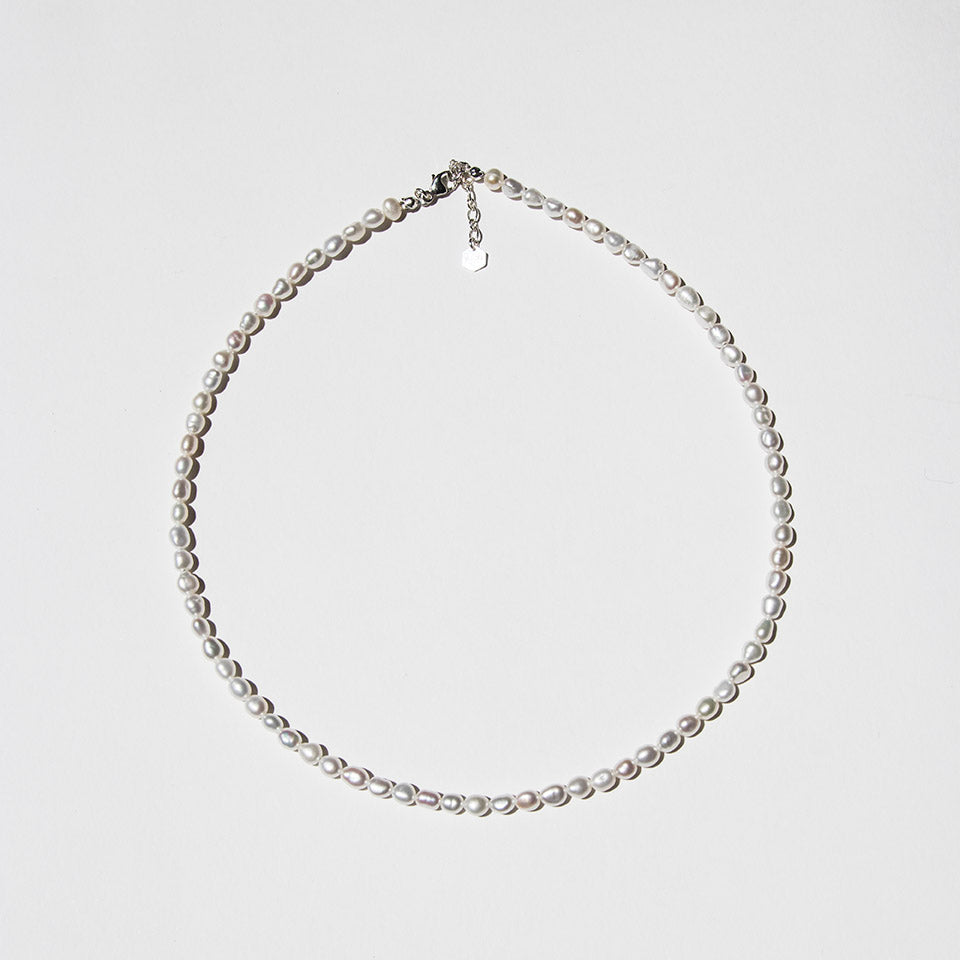 Oval Pearl Choker